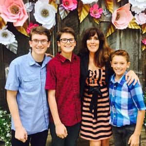 Meet your Posher, Lena